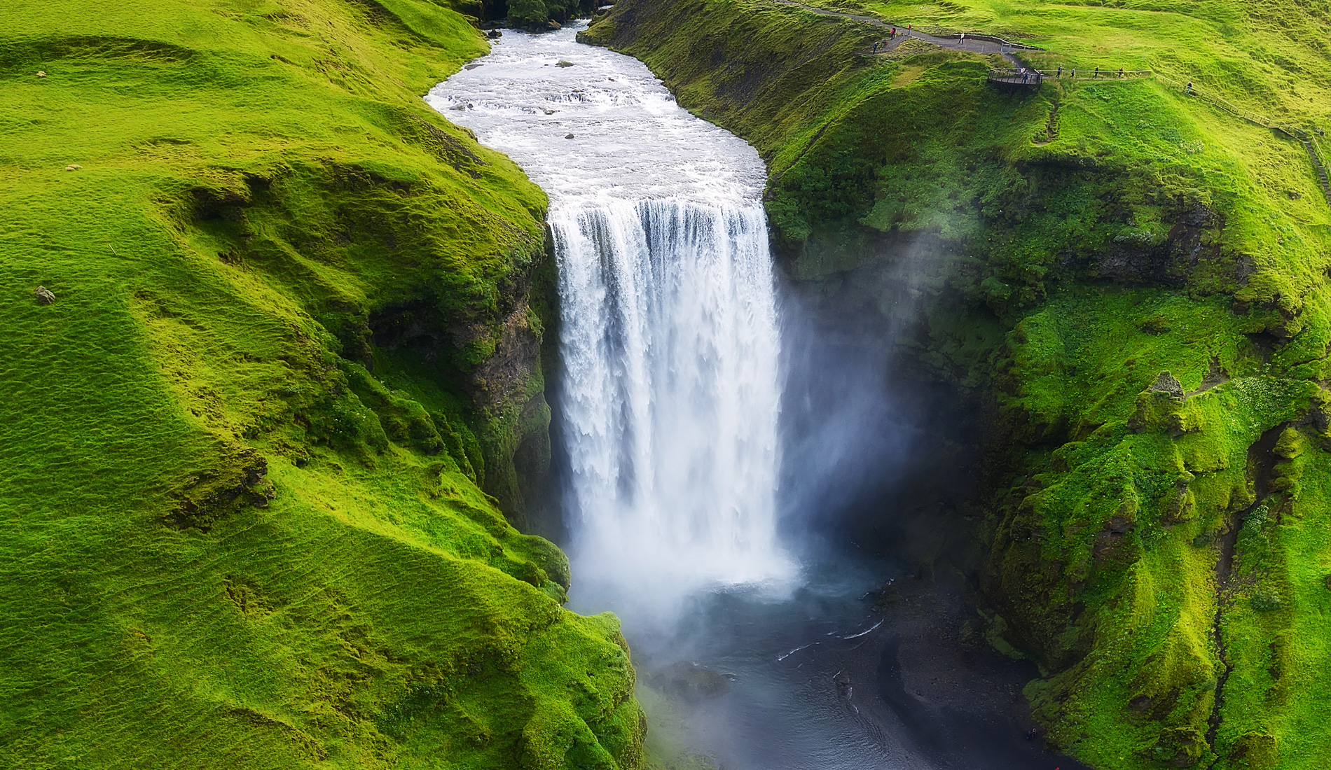 Hideaway Report Andrew Harper